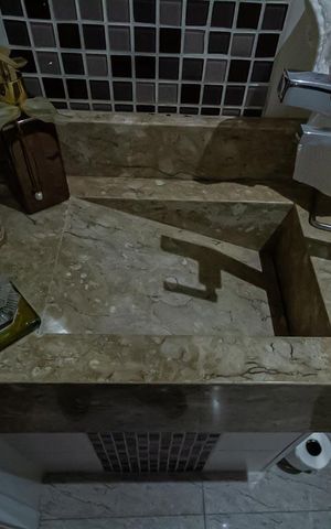 Apartamento à venda com 204m², 3 quartos e 2 vagas Apartamento à venda com 204m², 3 quartos e 2 vagasLavabo