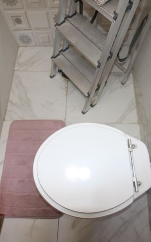 Casa à venda com 240m², 3 quartos e 6 vagasLavabo 2