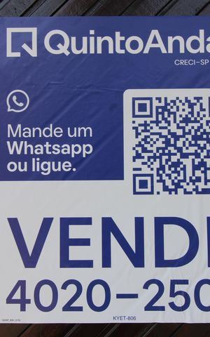 Casa à venda com 240m², 3 quartos e 6 vagasFachada