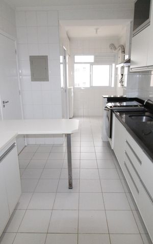 Apartamento para alugar com 90m², 3 quartos e 2 vagasCozinha