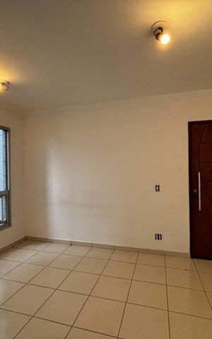 Apartamento para alugar com 50m², 2 quartos e 1 vaga Apartamento para alugar com 50m², 2 quartos e 1 vagaSala