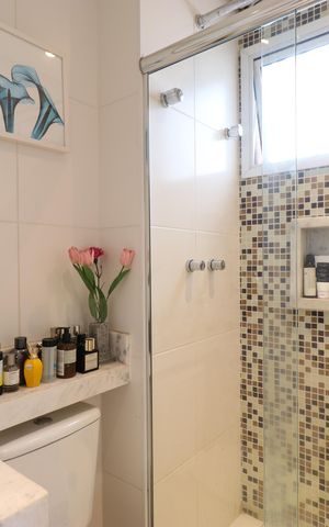 Apartamento à venda com 65m², 2 quartos e 1 vagaBanheiro Social