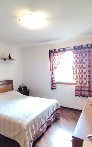Casa à venda com 240m², 3 quartos e 4 vagas Casa à venda com 240m², 3 quartos e 4 vagasQuarto