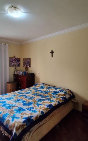 Casa à venda com 240m², 3 quartos e 4 vagas Casa à venda com 240m², 3 quartos e 4 vagasQuarto