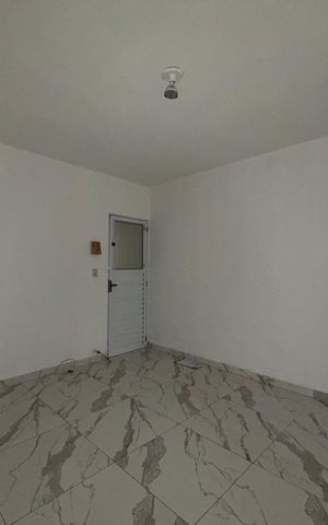 Casa para alugar com 70m², 1 quarto e sem vaga