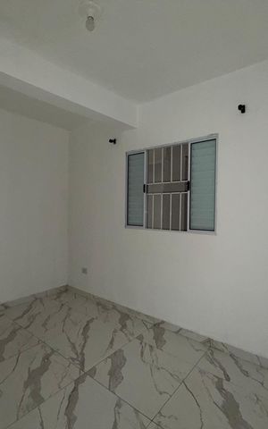Casa para alugar com 70m², 1 quarto e sem vaga