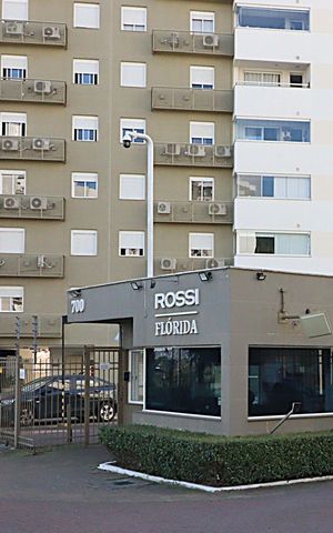 Apartamento à venda com 67m², 2 quartos e 1 vagaFachada e portaria