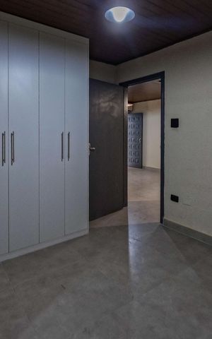 Casa para alugar com 220m², 4 quartos e 4 vagas