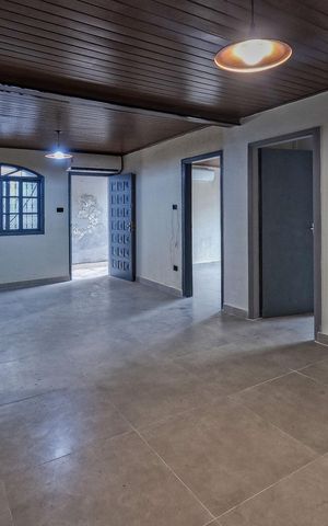 Casa para alugar com 220m², 4 quartos e 4 vagas