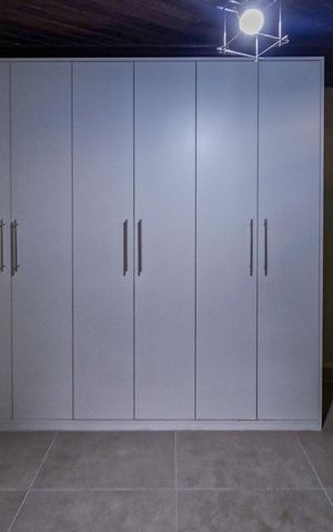 Casa para alugar com 220m², 4 quartos e 4 vagas