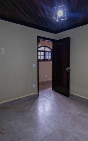 Casa para alugar com 220m², 4 quartos e 4 vagas