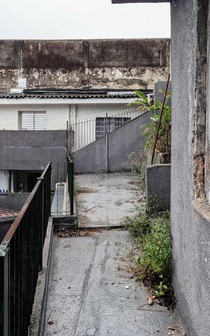 Casa para alugar com 220m², 4 quartos e 4 vagas