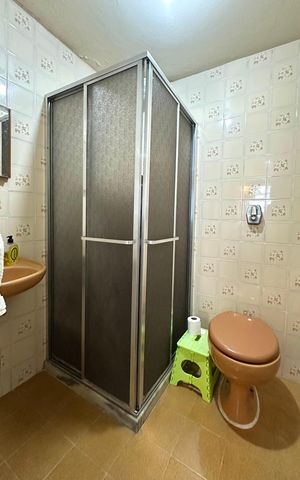 Apartamento à venda com 97m², 3 quartos e sem vaga Apartamento à venda com 97m², 3 quartos e sem vagaBanheiro social