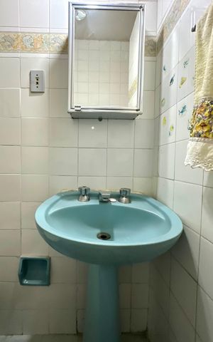 Apartamento à venda com 97m², 3 quartos e sem vaga Apartamento à venda com 97m², 3 quartos e sem vagaBanheiro social 2