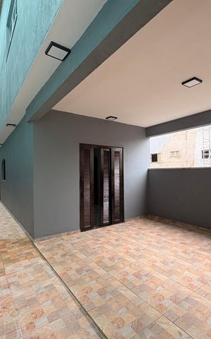 Casa para alugar com 135m², 2 quartos e sem vaga Casa para alugar com 135m², 2 quartos e sem vagaVaranda