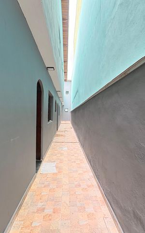 Casa para alugar com 135m², 2 quartos e sem vaga Casa para alugar com 135m², 2 quartos e sem vagaCorredor / quintal