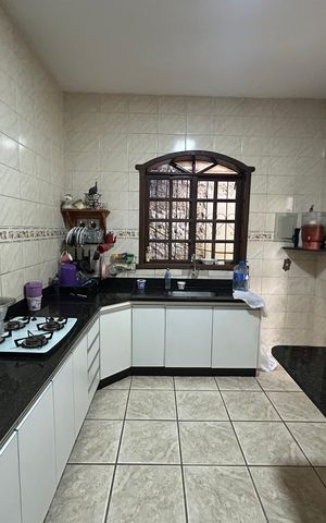 Casa para alugar com 180m², 3 quartos e 4 vagas