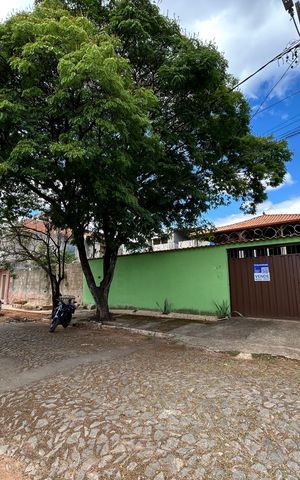 Casa para alugar com 180m², 3 quartos e 4 vagas