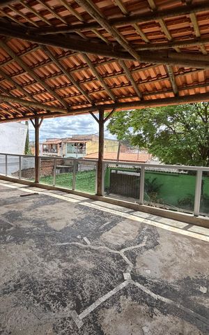 Casa para alugar com 180m², 3 quartos e 4 vagas