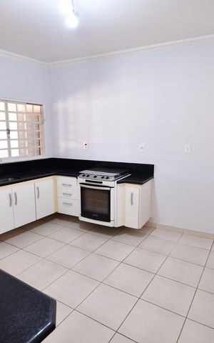 Casa para alugar com 105m², 2 quartos e 3 vagasCozinha