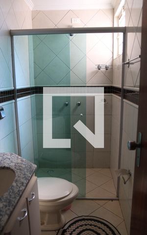 Casa à venda com 365m², 4 quartos e 6 vagasBanheiro da Suíte 3