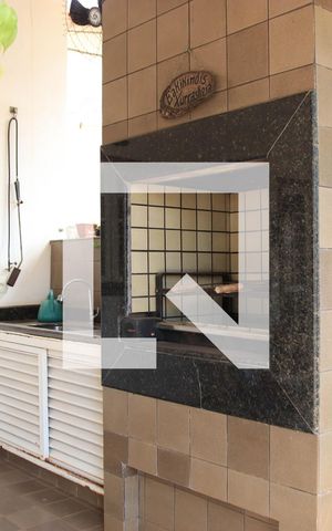 Casa à venda com 365m², 4 quartos e 6 vagasQuintal