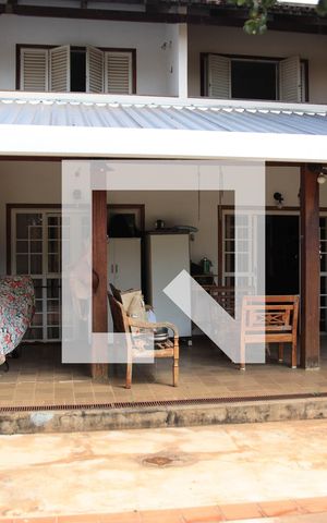 Casa à venda com 365m², 4 quartos e 6 vagasQuintal
