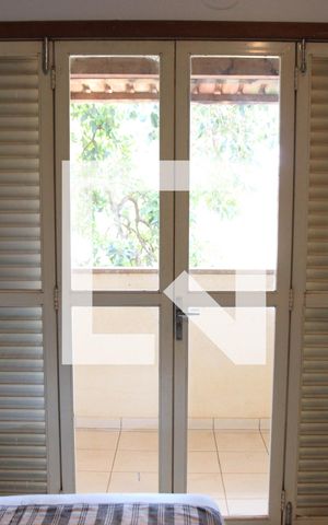 Casa à venda com 365m², 4 quartos e 6 vagasSuíte 03