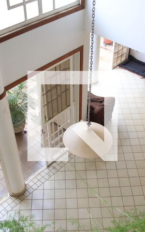 Casa à venda com 365m², 4 quartos e 6 vagasHall