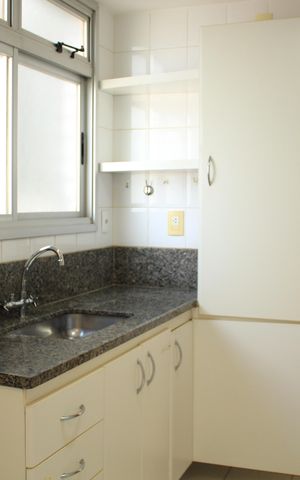 Apartamento à venda com 85m², 3 quartos e 2 vagasCozinha