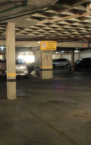 Apartamento à venda com 85m², 3 quartos e 2 vagasEstacionamento