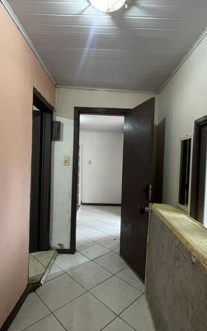 Casa à venda com 166m², 2 quartos e 2 vagas