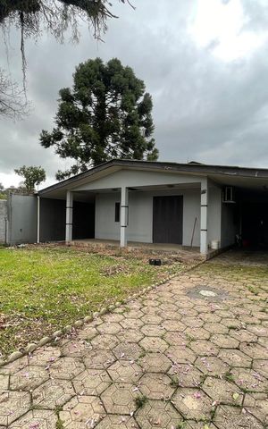 Casa à venda com 166m², 2 quartos e 2 vagas