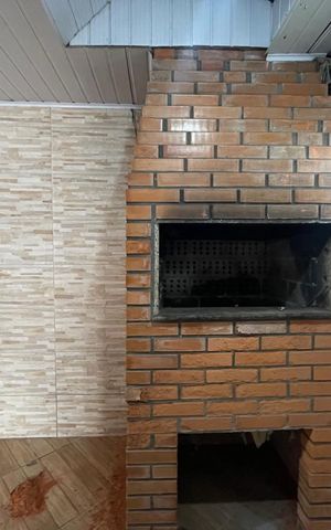 Casa à venda com 166m², 2 quartos e 2 vagas