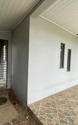 Casa à venda com 166m², 2 quartos e 2 vagas