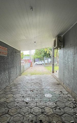 Casa à venda com 166m², 2 quartos e 2 vagas