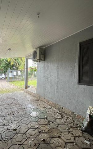 Casa à venda com 166m², 2 quartos e 2 vagas