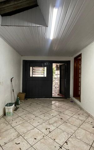 Casa à venda com 166m², 2 quartos e 2 vagas