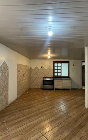 Casa à venda com 166m², 2 quartos e 2 vagas
