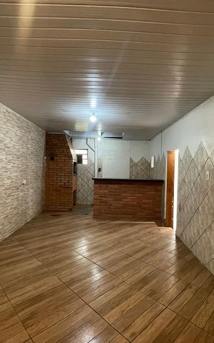 Casa à venda com 166m², 2 quartos e 2 vagas