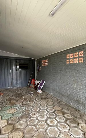 Casa à venda com 166m², 2 quartos e 2 vagas