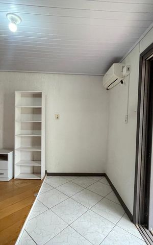 Casa à venda com 166m², 2 quartos e 2 vagas