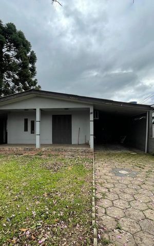 Casa à venda com 166m², 2 quartos e 2 vagas