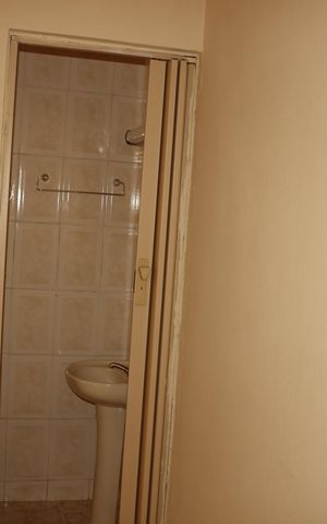Casa à venda com 99m², 2 quartos e 3 vagasCasa 2 - Suíte