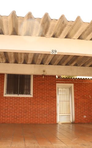 Casa à venda com 99m², 2 quartos e 3 vagasÁrea externa