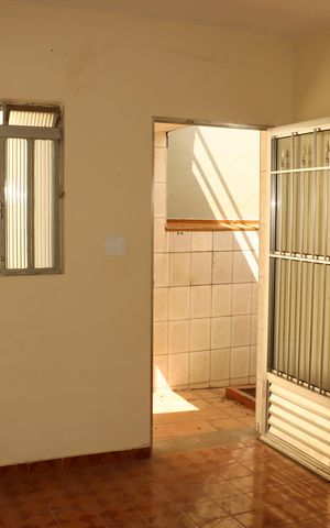 Casa à venda com 99m², 2 quartos e 3 vagasSala