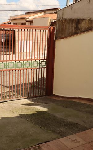 Casa à venda com 99m², 2 quartos e 3 vagasÁrea externa