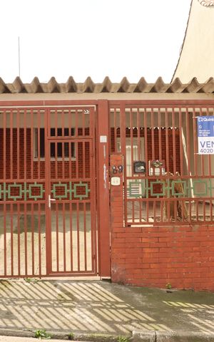 Casa à venda com 99m², 2 quartos e 3 vagasFachada