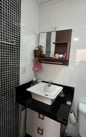 Casa para alugar com 129m², 3 quartos e 2 vagas Casa para alugar com 129m², 3 quartos e 2 vagasBanheiro da Suíte