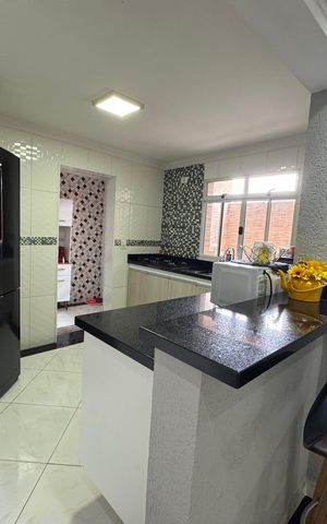 Casa para alugar com 129m², 3 quartos e 2 vagas Casa para alugar com 129m², 3 quartos e 2 vagasCozinha